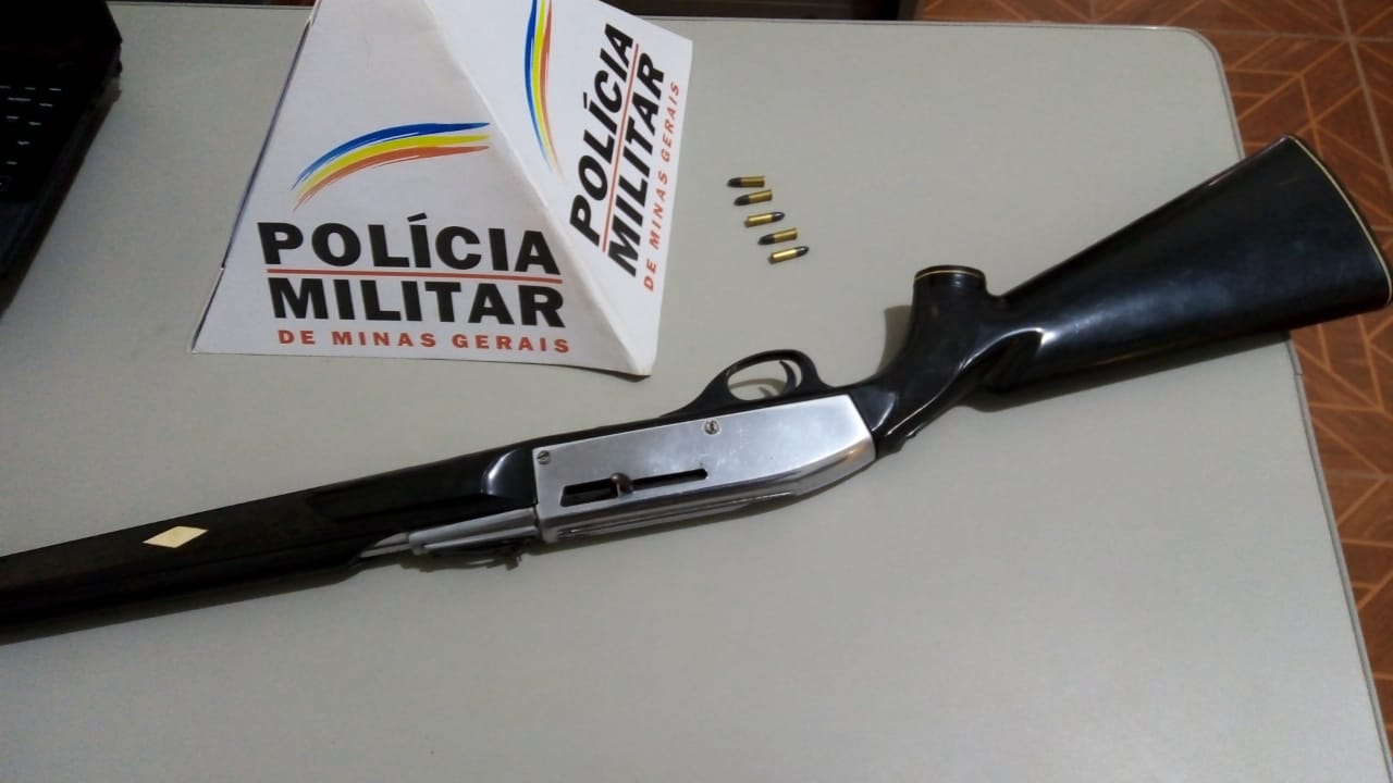 Homem preso com arma de fogo e munições no Sem Peixe, zona rural de São Miguel do Anta