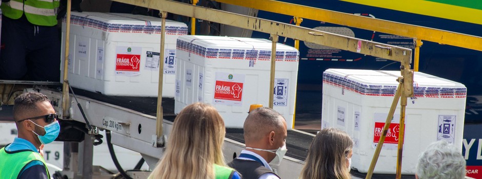 Minas Recebeu na tarde desta terça-feira, 18, mais de 508 mil doses de vacinas contra a Covid-19