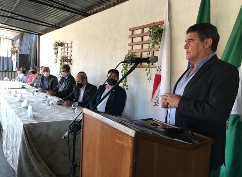 Vice governador de Minas Gerais, Paulo Brant visita empresas em Cajuri e participa de reunião com prefeitos da região