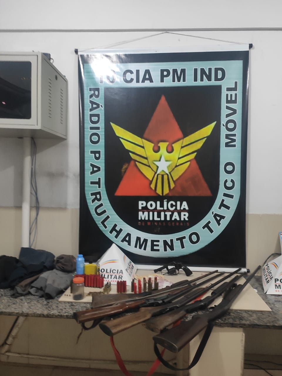 Após roubo, PM de Teixeiras e Viçosa apreendem armas de fogo em São José do Triunfo