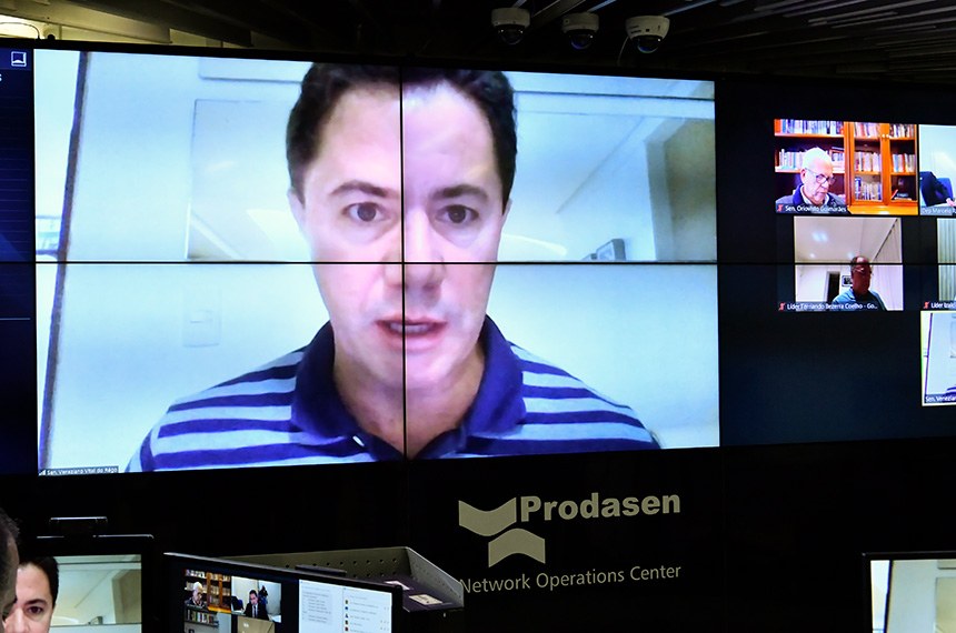 Congresso derruba veto e prorroga auxílio emergencial para a cultura