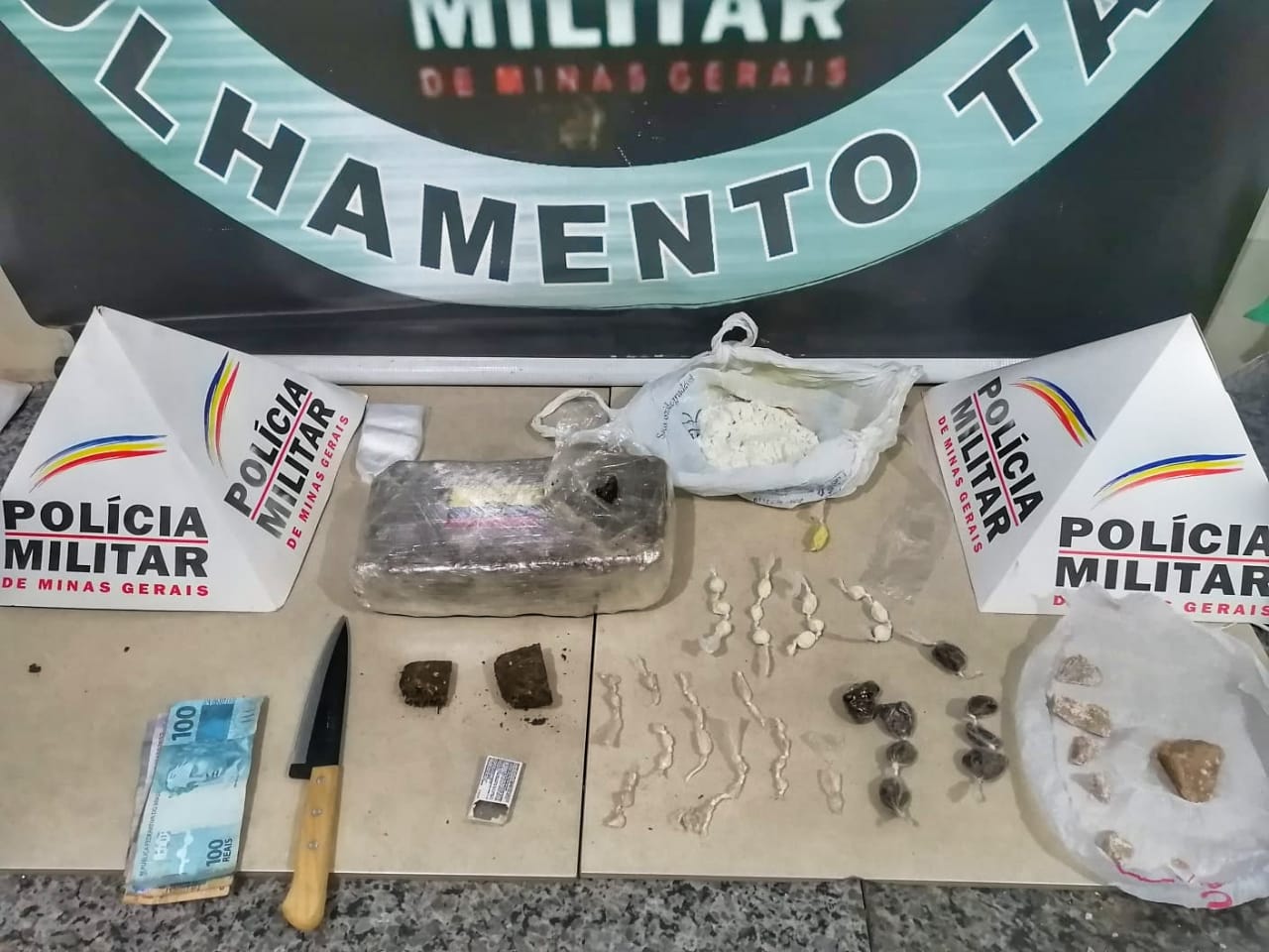 Polícia Militar prende homem por tráfico de drogas em Coimbra