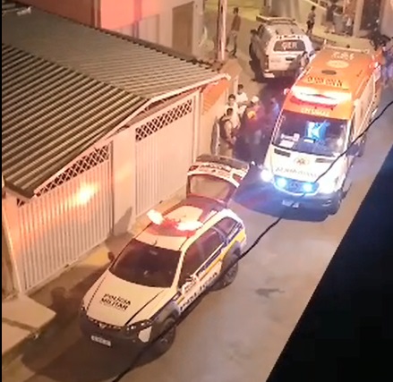 Viçosenses presos por roubo em Guiricema