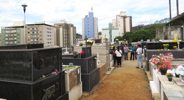 Feriado do dia de Finados; confira horários de funcionamento dos quatros cemitérios de Viçosa