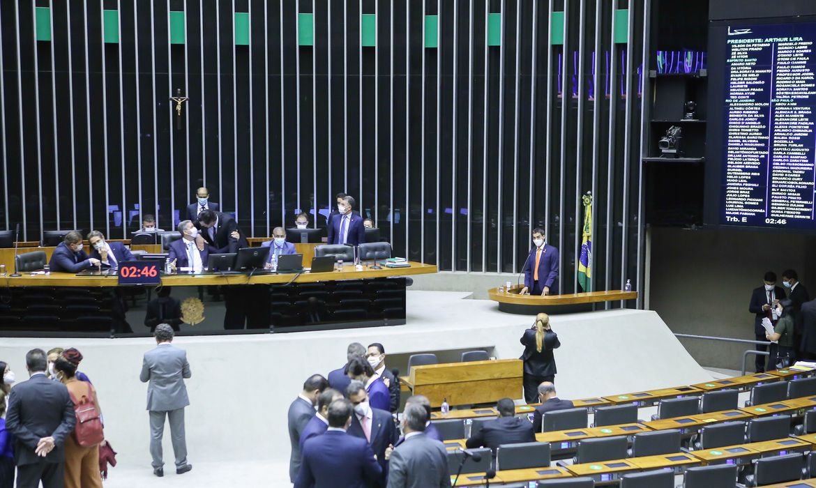 PEC dos Precatórios: Câmara aprova o projeto em segundo turno