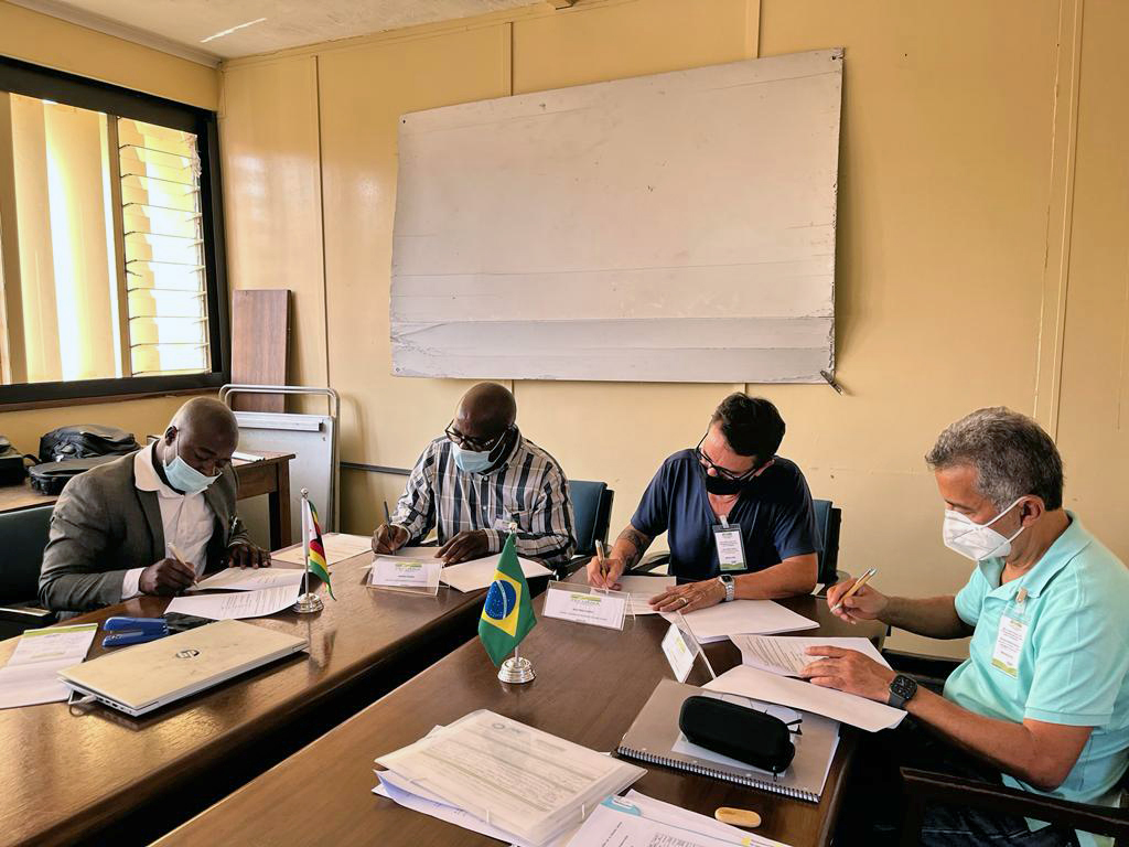 UFV participa de projeto do Ministério das Relações Exteriores para fortalecimento da pecuária de corte do Zimbábue