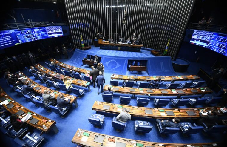 PEC dos Precatórios é aprovada no Senado em dois turnos