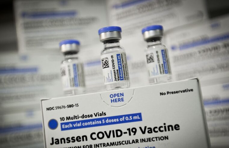 Mais vacinas: Brasil recebe 2,2 milhões de doses da Janssen