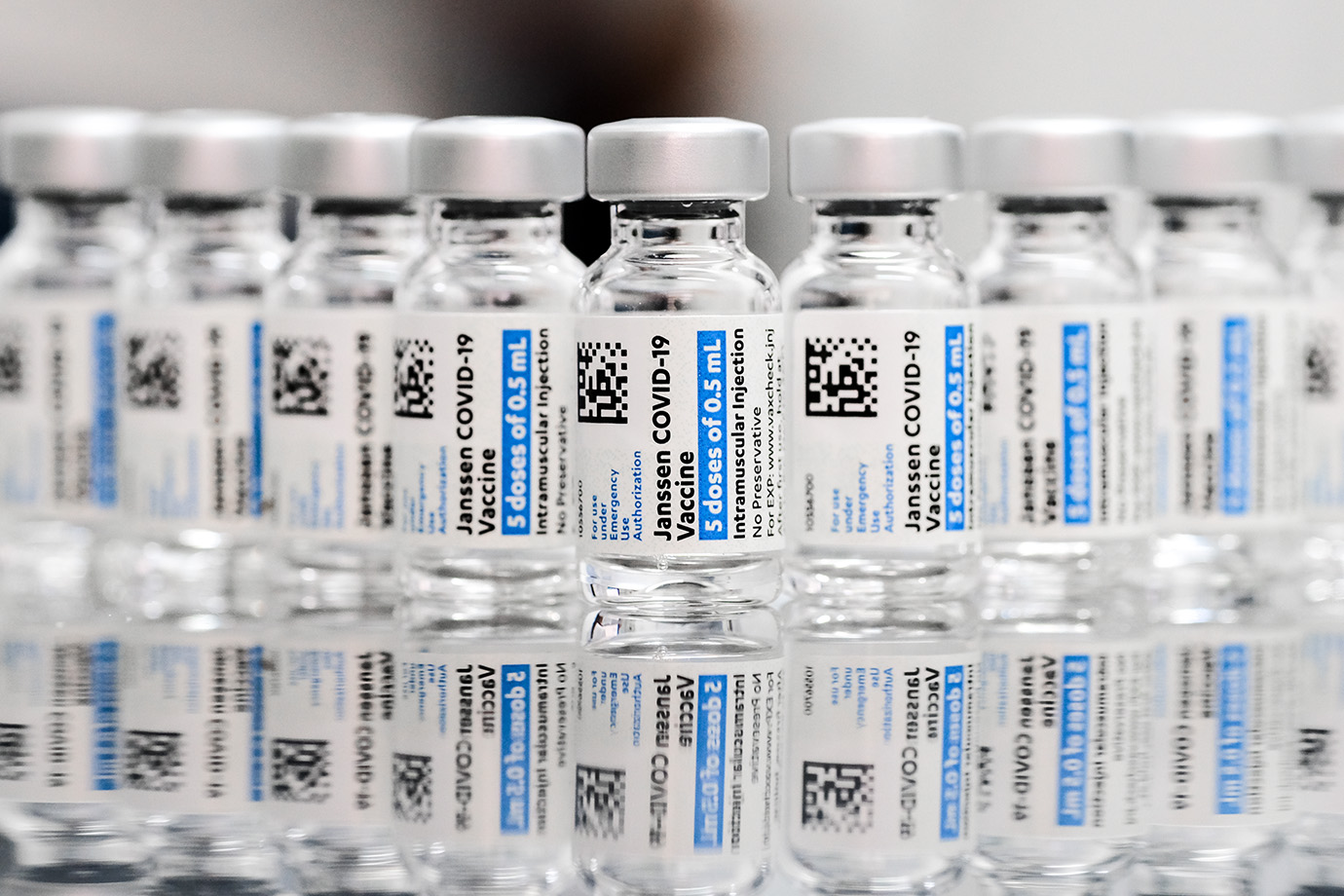 Viçosa recebe mais 3.755 vacinas para aplicação de quarta dose contra a Covid-19 em idosos