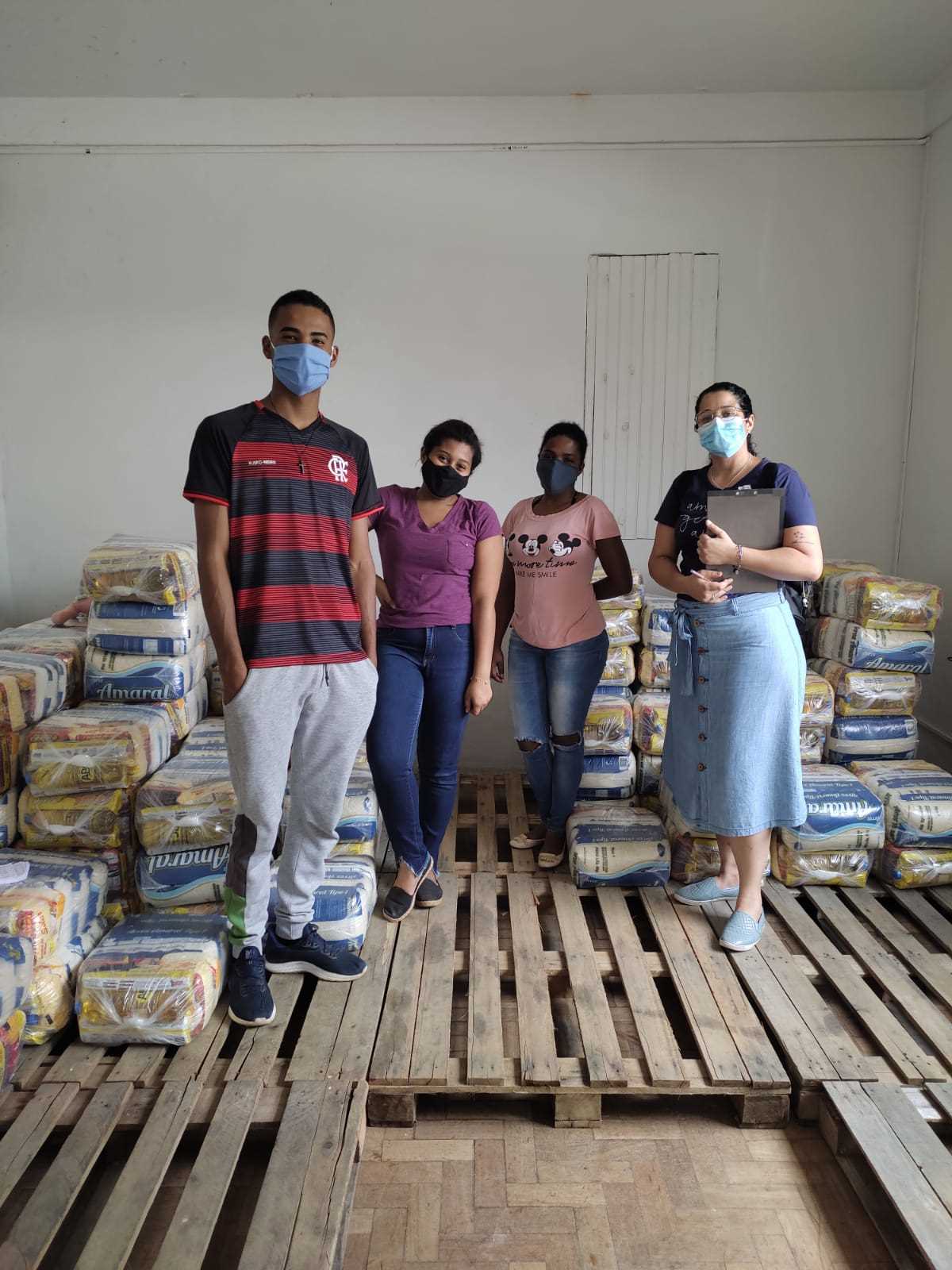 Prefeitura de Viçosa faz visitas domiciliares e realiza entrega de cestas básicas