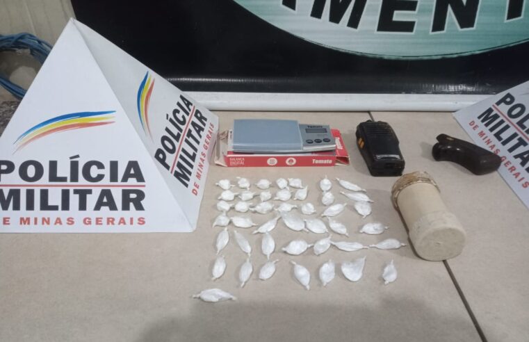 Jovem é apreendido por tráfico de drogas no Fundão