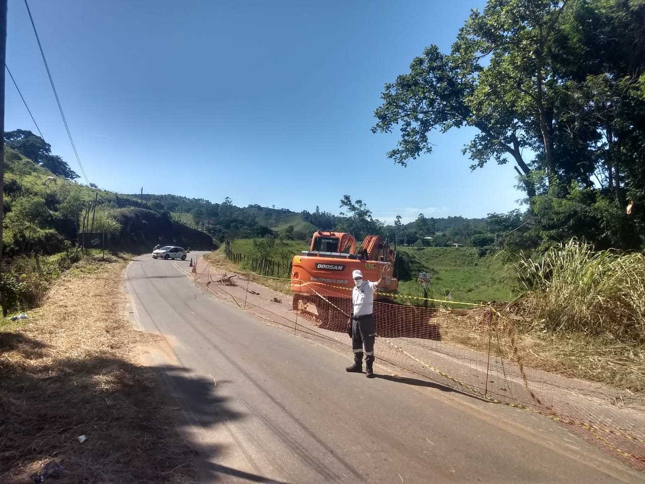 Viçosa: prefeitura inicia recuperação da avenida Silva Araújo, em São José do Triunfo