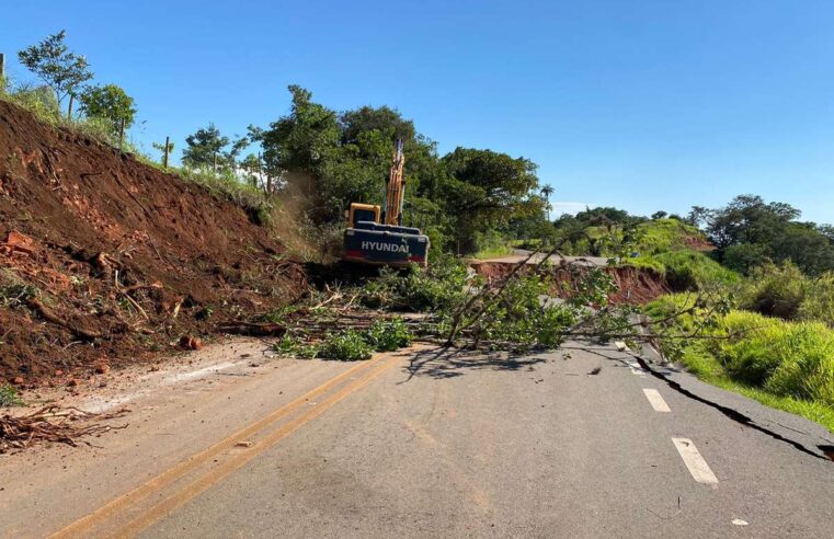 Chuvas continuam causando estragos em estradas mineiras; confira as rodovias que seguem interditadas