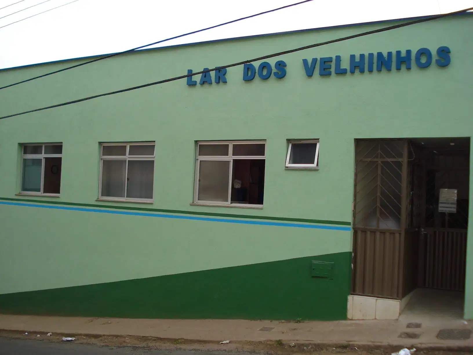 Idoso e funcionária do Lar dos Velhinhos de Viçosa estão com Covid-19