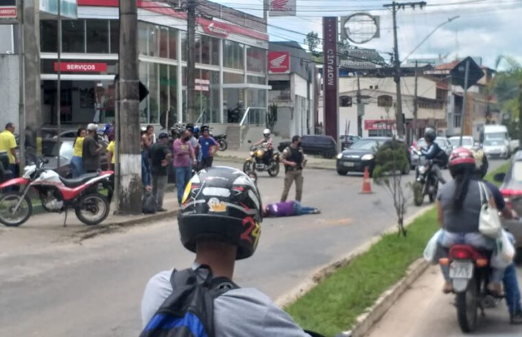 AGORA: acidente na rotatória da Castelo Branco deixa motociclista ferido