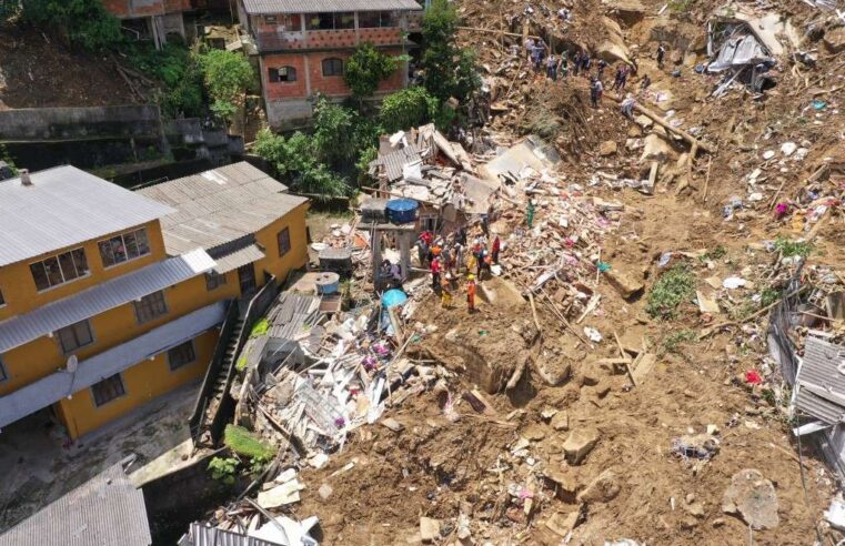 Petrópolis: sobe para 229 total de mortos; 20 estão desaparecidos