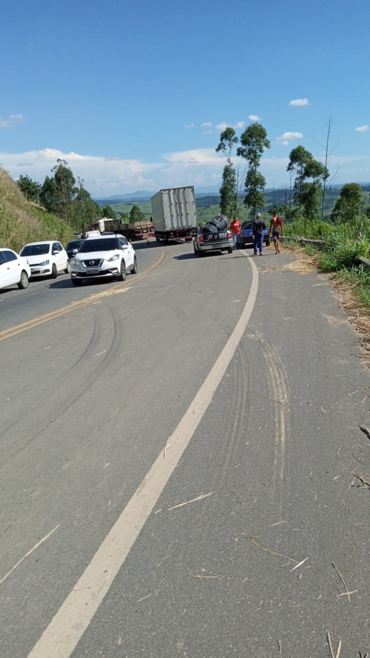 Motorista morre em acidente na Serra de São Geraldo