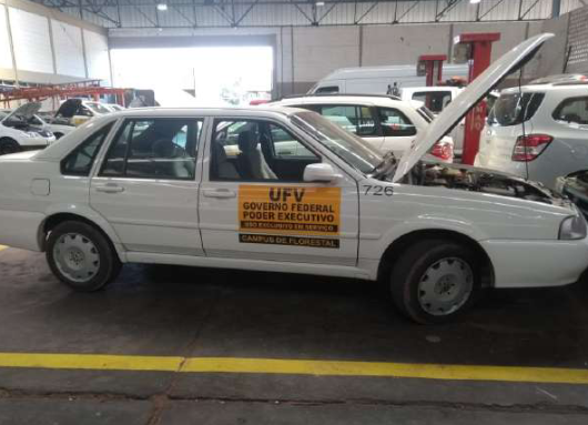 Diretoria de Logística da UFV promove leilão de veículos