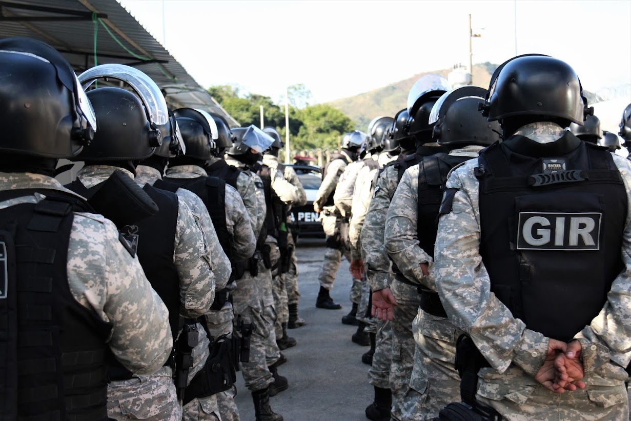 Mais de 200 mil candidatos vão fazer prova da Polícia Penal de MG neste domingo