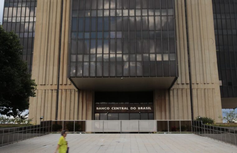Banco Central começa a liberar valores a receber de clientes que esqueceram dinheiro