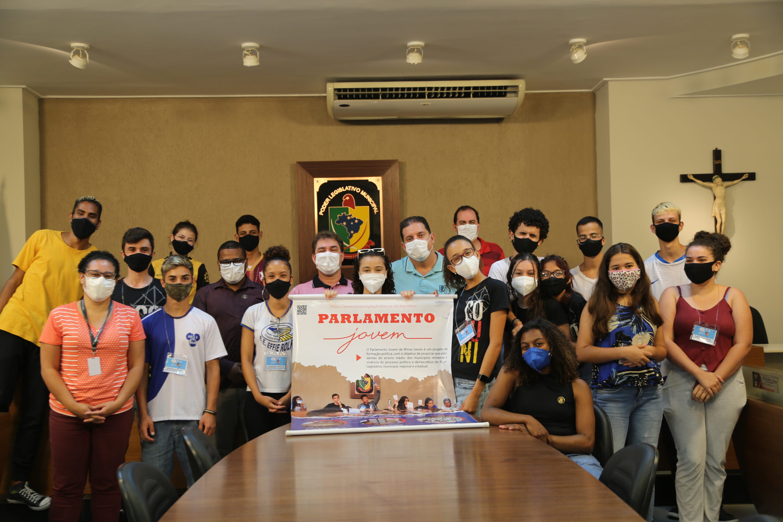 Viçosa: escola do Legislativo realiza aula inaugural do Parlamento Jovem 2022
