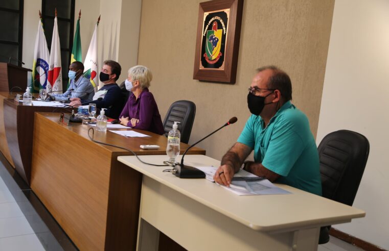 Diretor do SAAE esclarece dúvidas sobre tarifas de água em reunião da Câmara de Viçosa