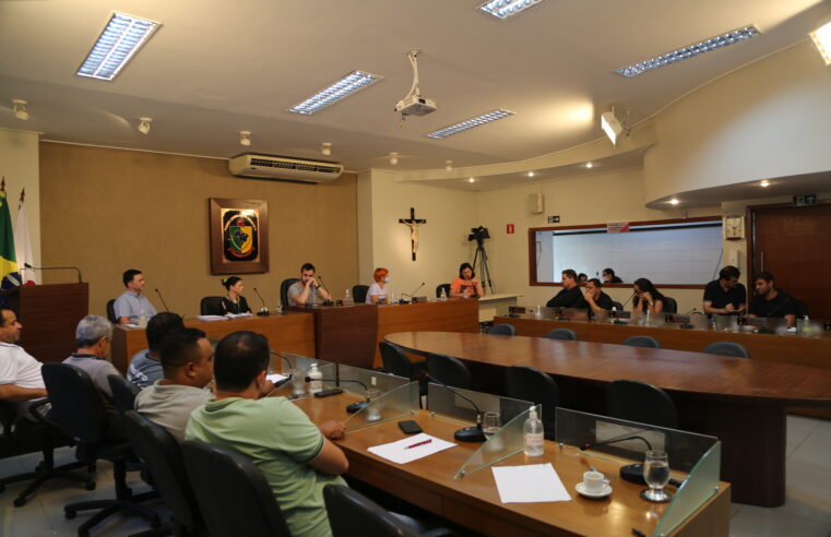 Comissão de Constituição da Câmara devolve a Prefeitura PL que trata da recomposição salarial