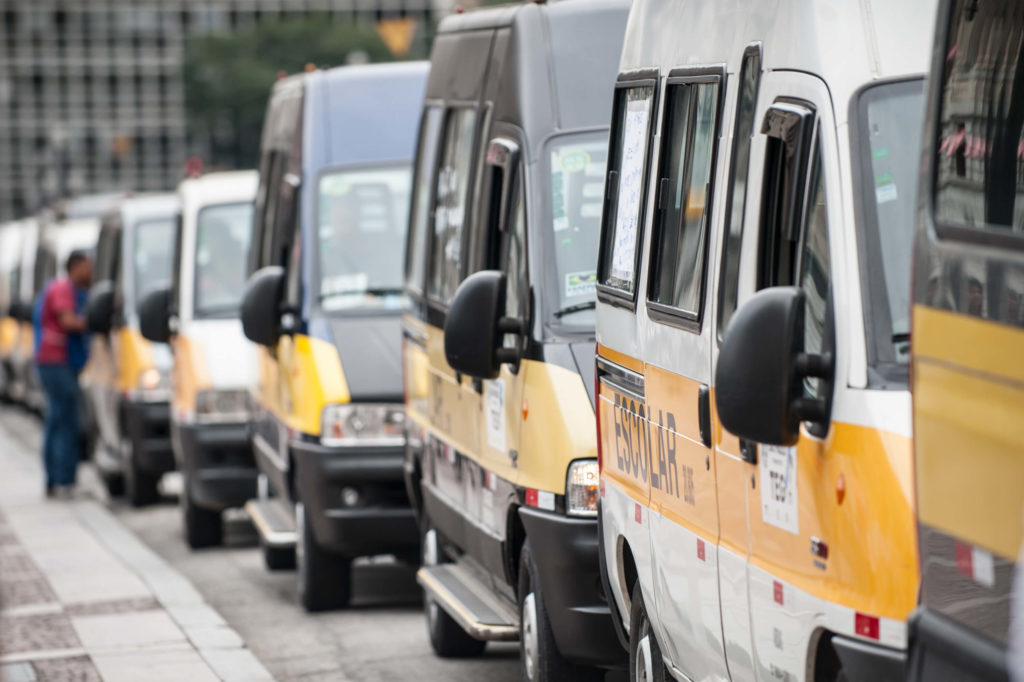 Volta às aulas: veja dicas e cuidados na hora de contratar o transporte escolar