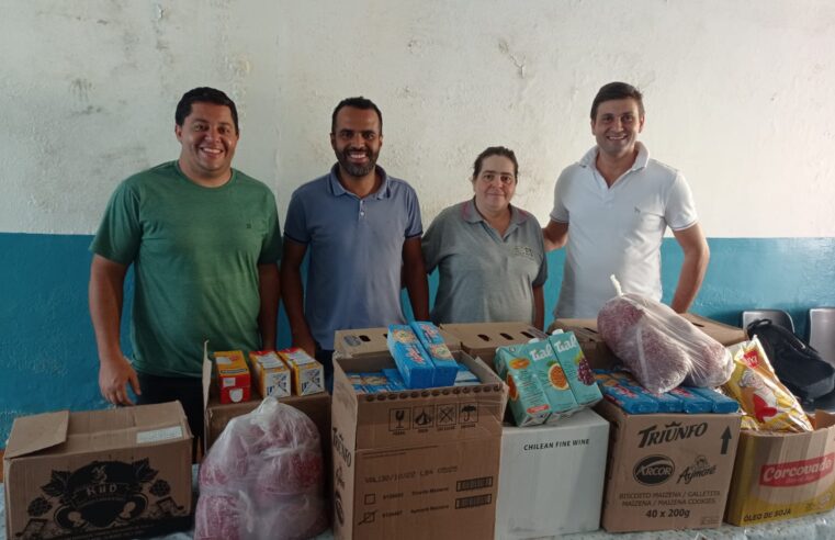 Viçosa: vereadores entregam doações a creche no Laranjal