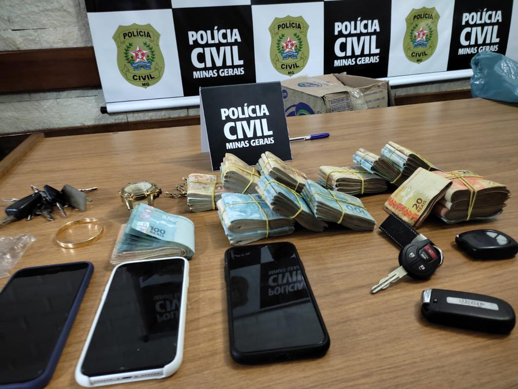 Polícia Civil de Minas Gerais faz operação e prende 15 pessoas em Muriaé e Rio das Ostras