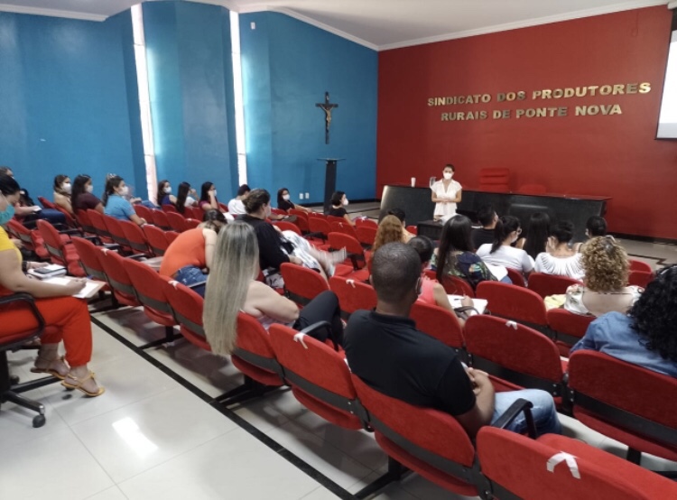 Regional de Ponte Nova realiza capacitação para acidentes com animais peçonhentos