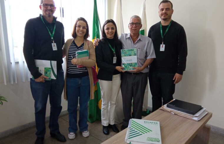 Prefeito de Viçosa recebe visita de comitiva da Emater/MG