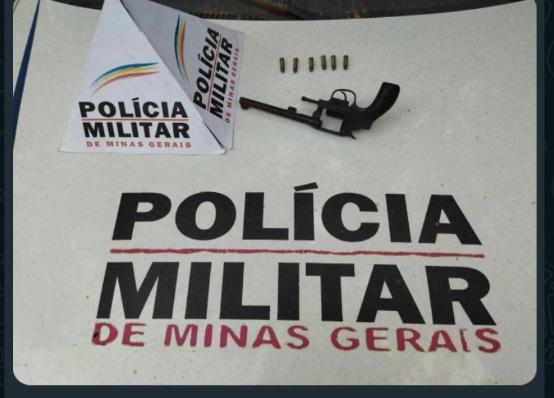 Pedra do Anta: homens é detido por porte ilegal de arma de fogo e a mulher dele por lesão corporal