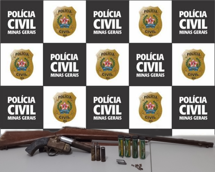 Suspeito de stalking é preso pela PCMG com armas de fogo em Ervália