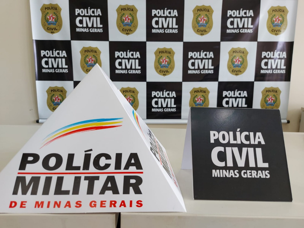 Ação conjunta entre Polícia Civil e Militar prende suspeito de esfaquear jovem em Teixeiras