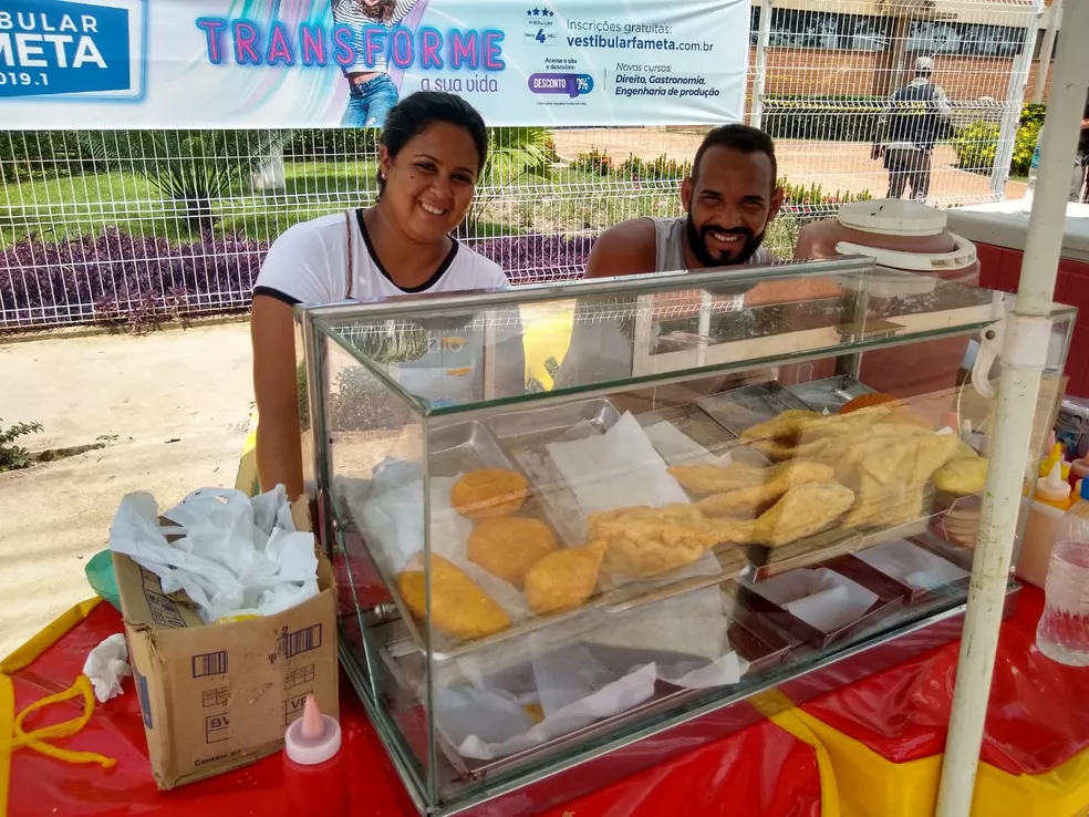 Viçosa: Ambulantes do ramo alimentício passam por treinamento de manipulação de alimentos