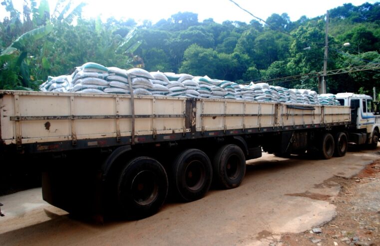 Viçosa: Prefeitura realiza compra de 1.280kg de emulsão asfáltica para obras de ‘tapa buraco’