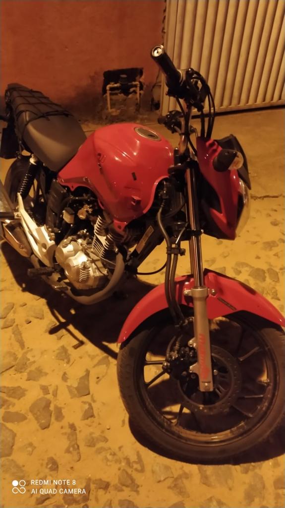 Polícia Militar de Ervália recupera moto roubada na cidade de Oratórios