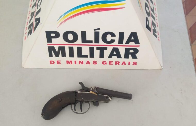 PM de Ubá prende dois homens por posse ilegal de arma