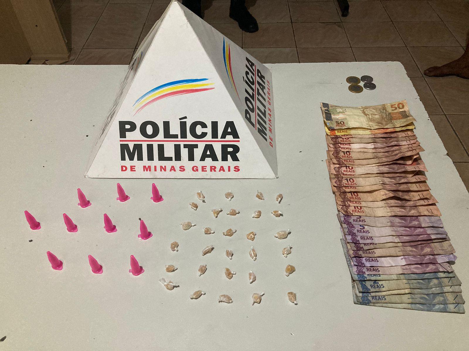 Jovem de 19 anos é preso por tráfico de drogas em Visconde do Rio Branco