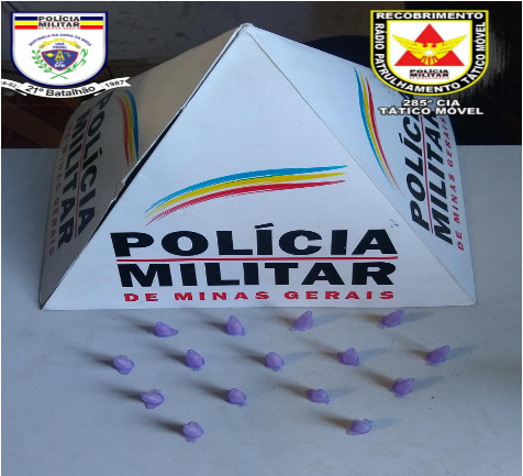 Polícia Militar de Ubá apreende drogas no bairro Waldemar de Castro