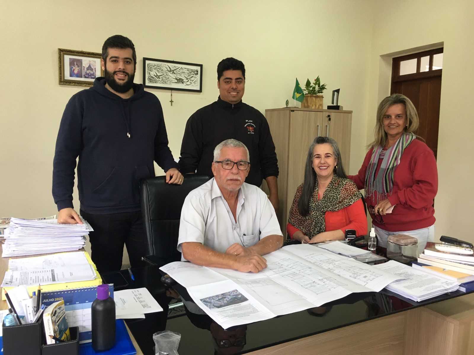 Geoplam entrega projeto para licitação das obras na Creche de Silvestre