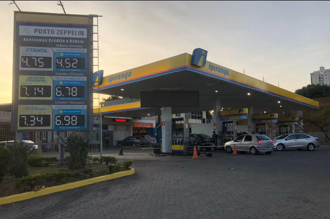 Postos de Minas Gerais já recebem gasolina com desconto de impostos federais