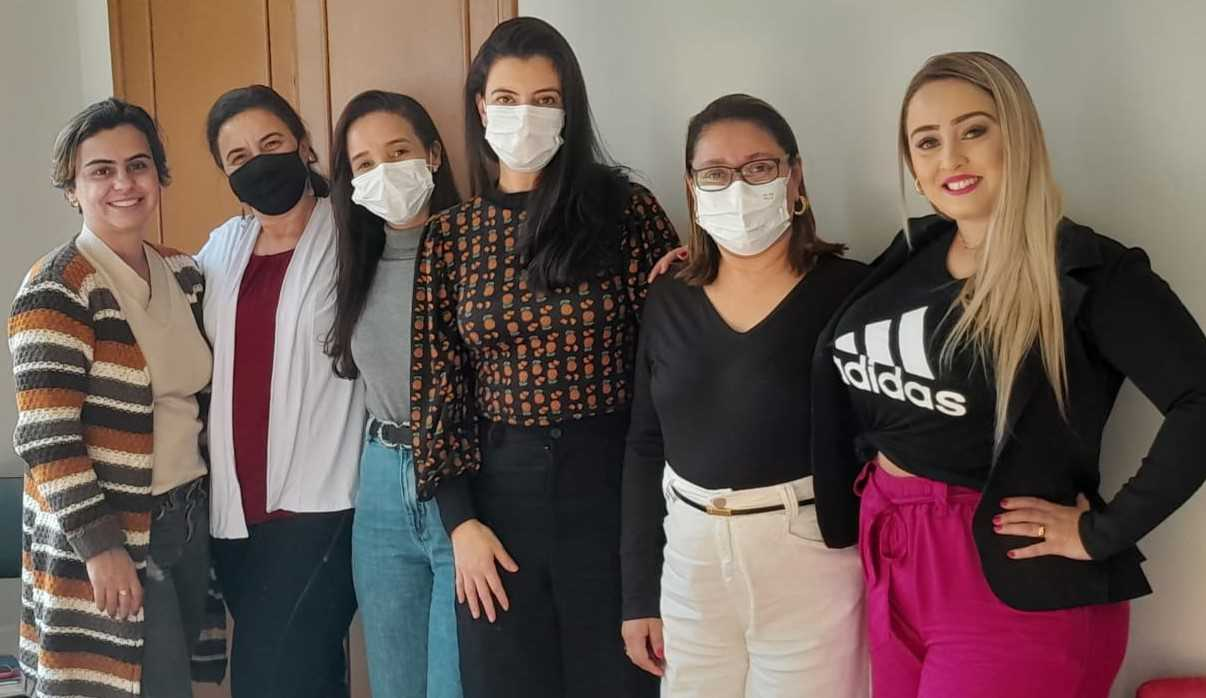 Reunião entre Prefeitura de Viçosa e Casa das Mulheres define estratégias de atendimento