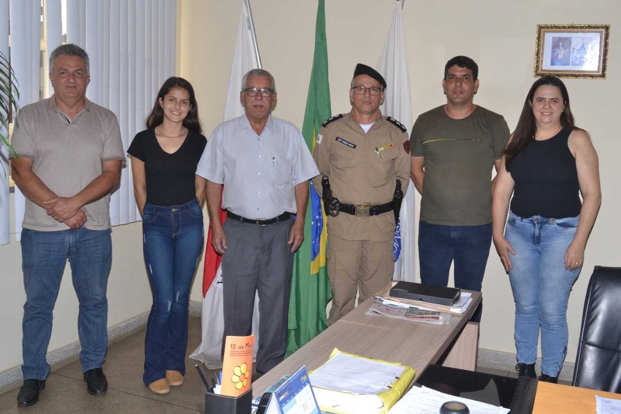 Polícia Militar recebe repasse de vinte computadores da Prefeitura de Viçosa