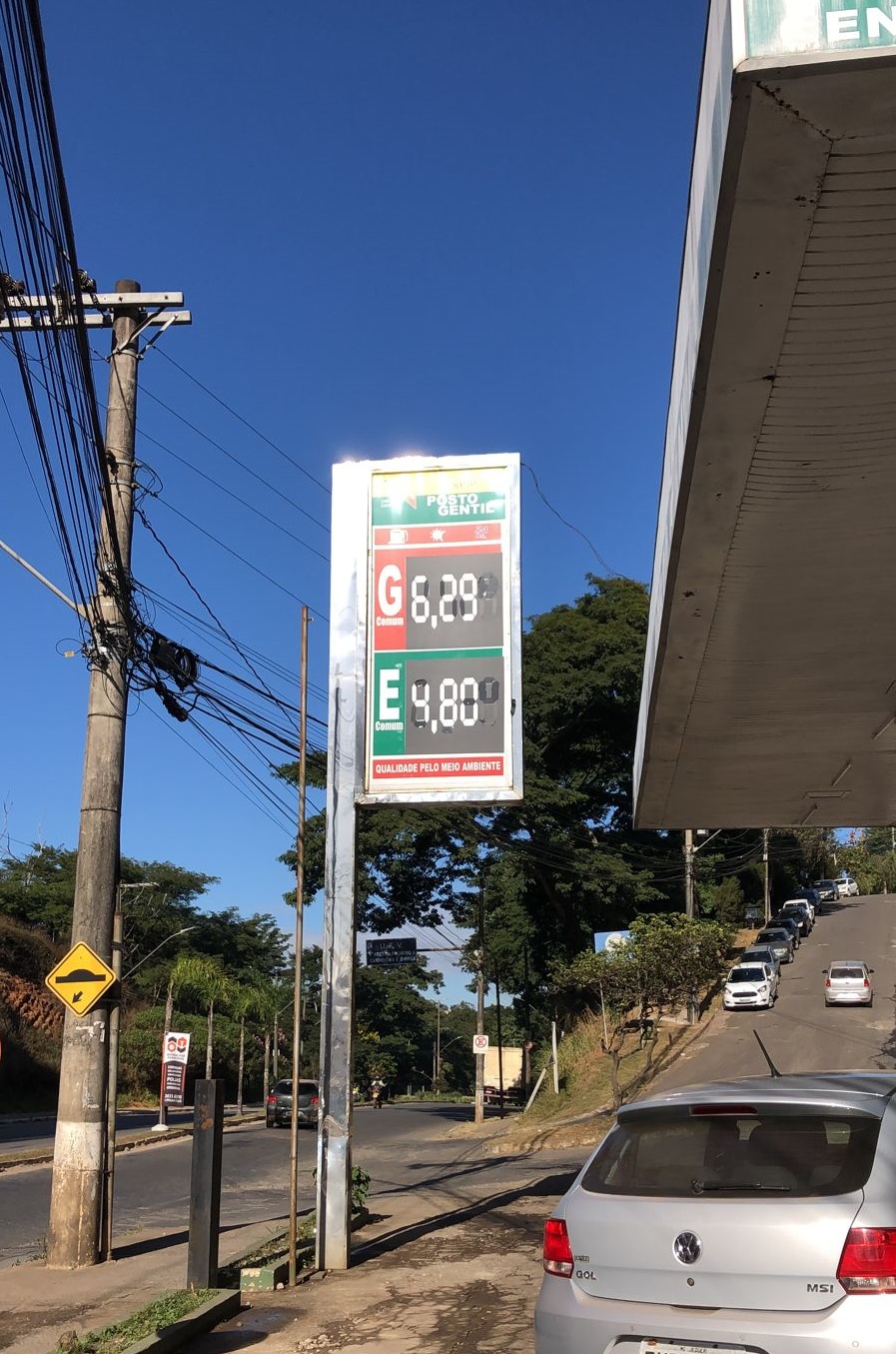 Viçosa: gasolina já pode ser encontrada a R$ 6,29 o litro após redução do ICMS