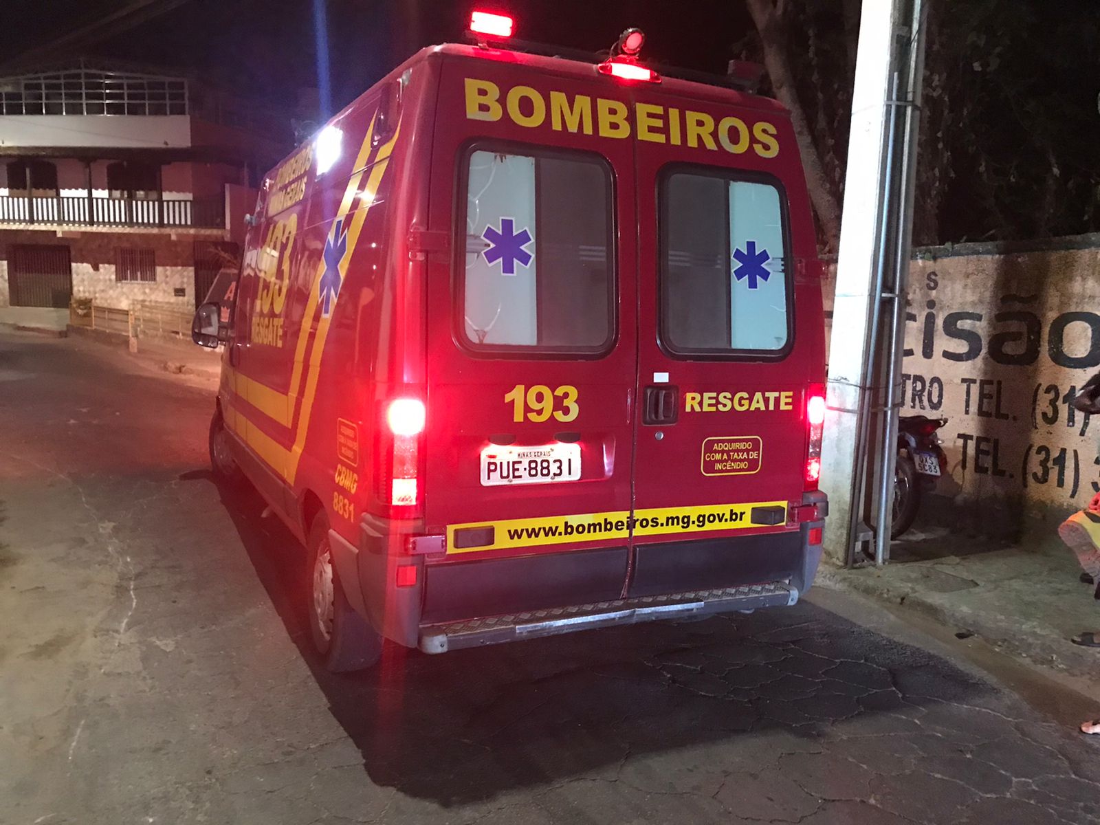 Viçosa: acidente entre motos deixa homem ferido