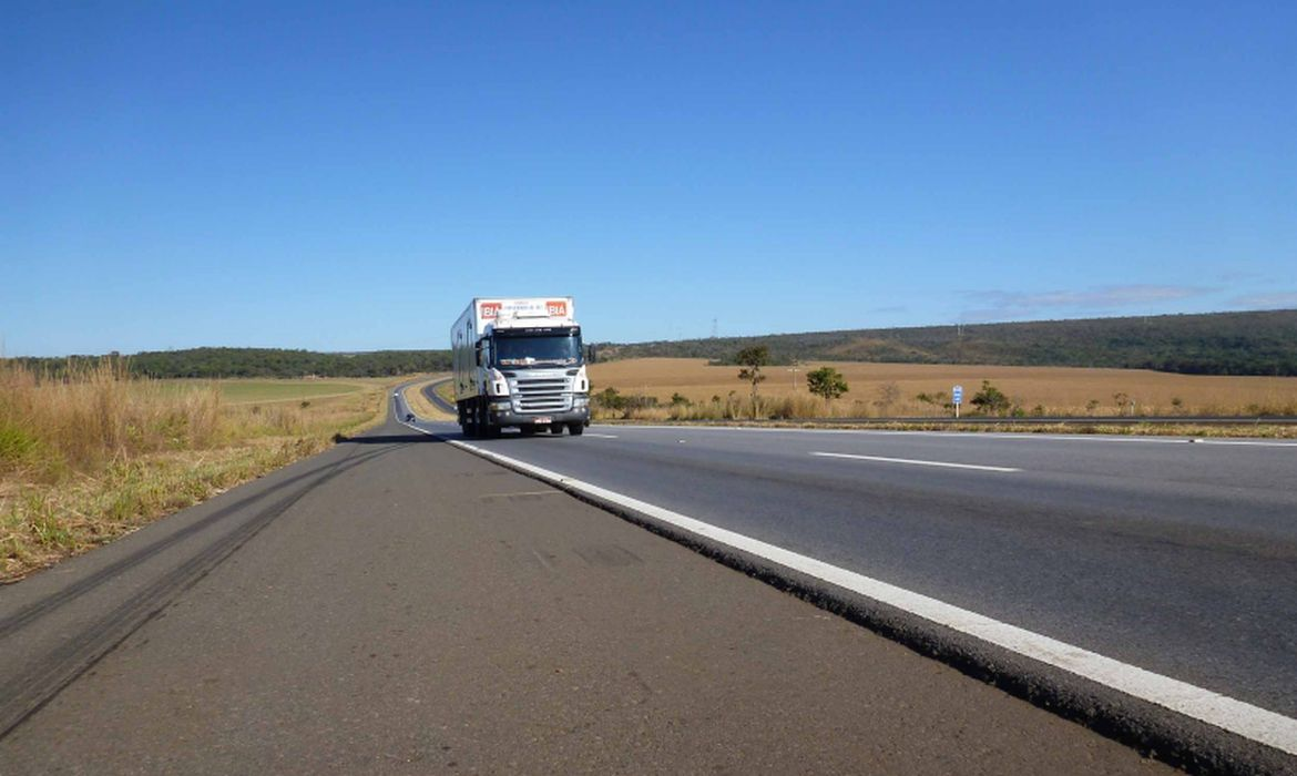 Termina hoje (29) prazo de autodeclaração para Auxílio Caminhoneiro
