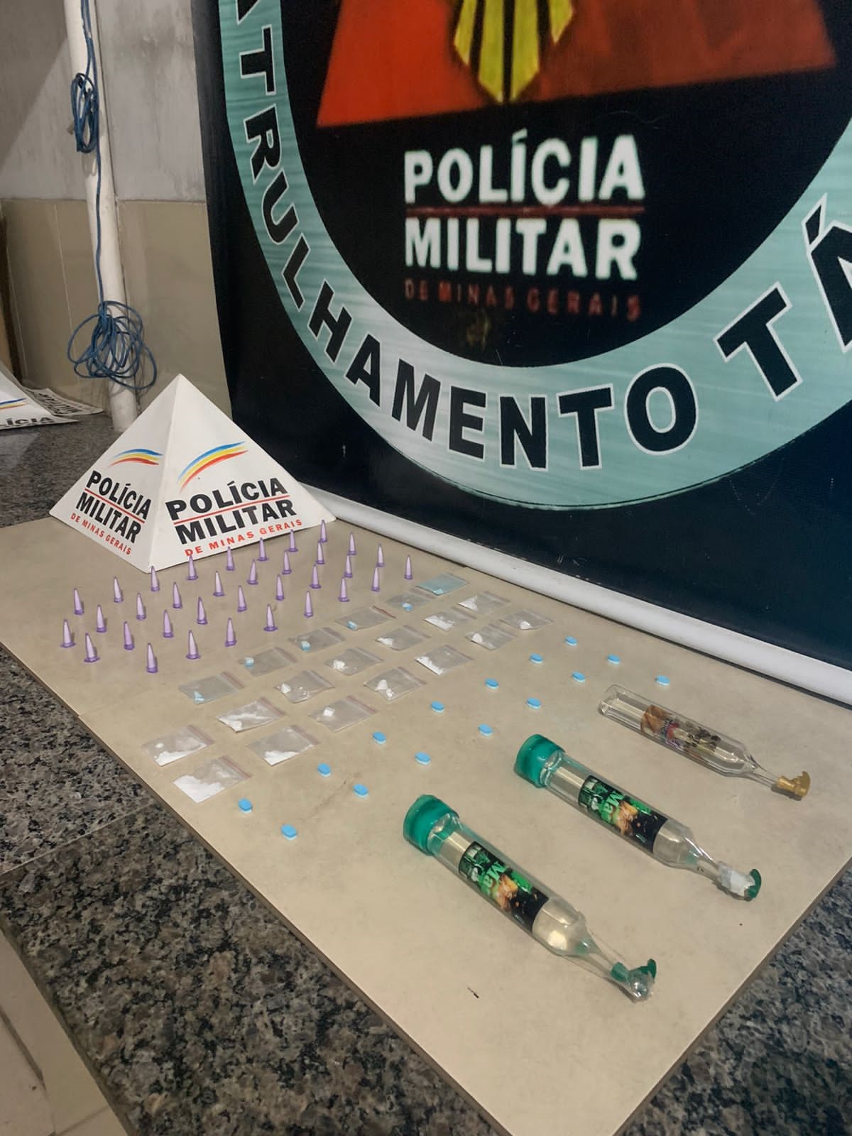 Grande quantidade de drogas apreendidas no Santo Antônio