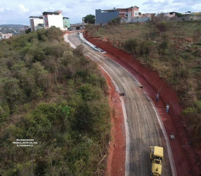 Viçosa: PMV asfalta Rua E, no Santa Clara; obras estruturais estão sendo concluídas